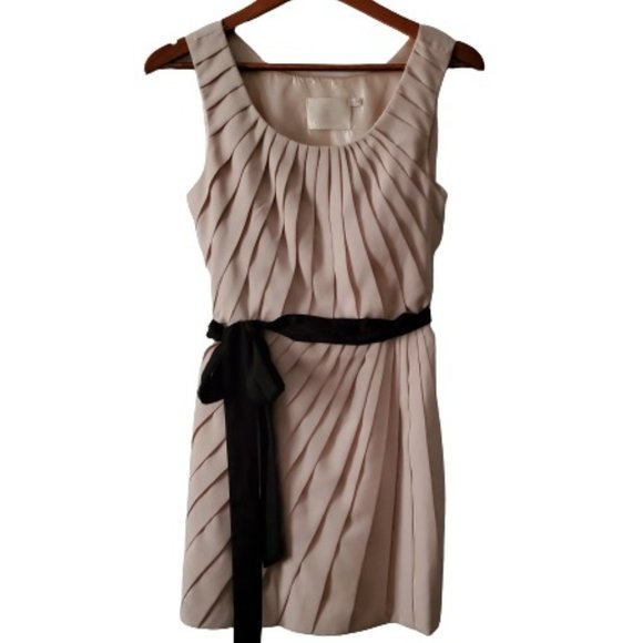 Lush Women's Shuttered Tuck With Black Sash Belt Cream Dress Size Medium - Picture 3 of 7